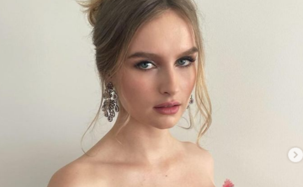 olivia_dejonge